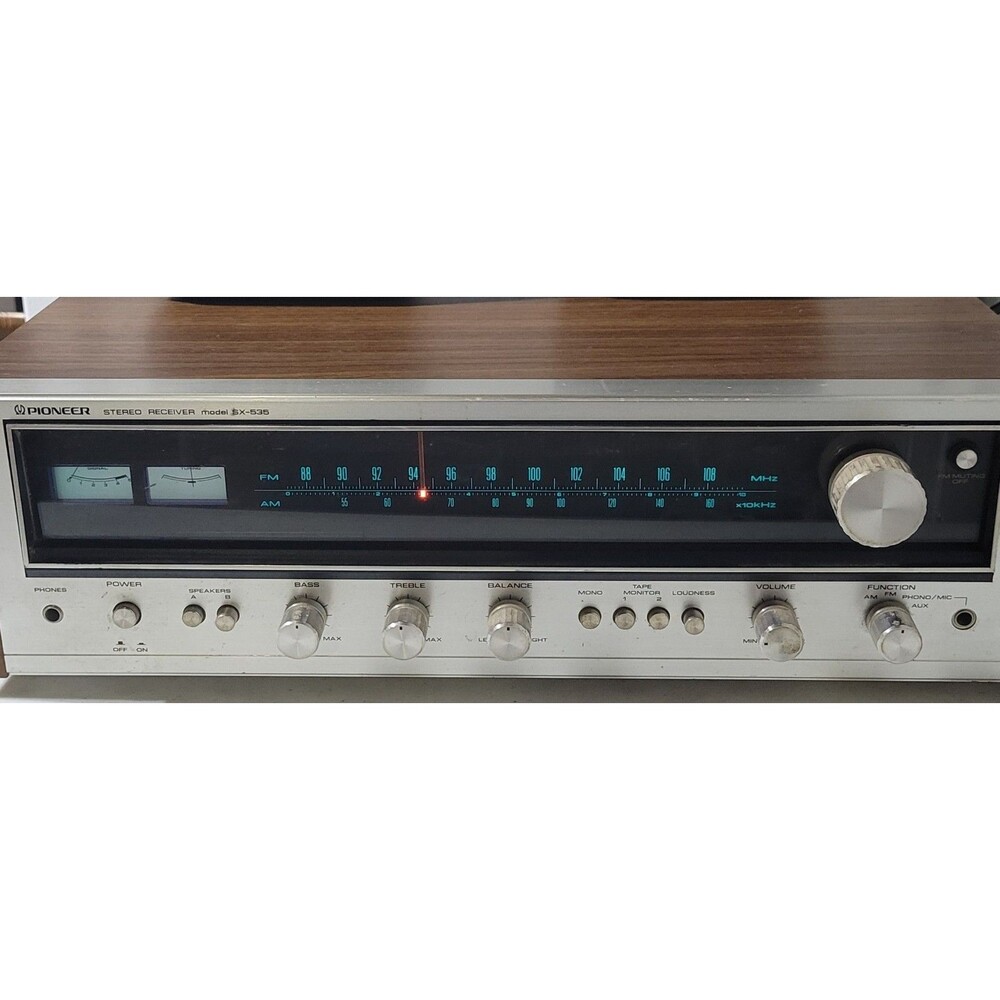 Vintage Pioneer SX-535 AM/FM Stereo Receiver; PARTS OR REPAIR "READ"